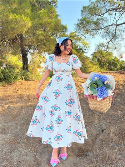 KETEN DESENLİ LASTİK DETAYLI ELBİSE